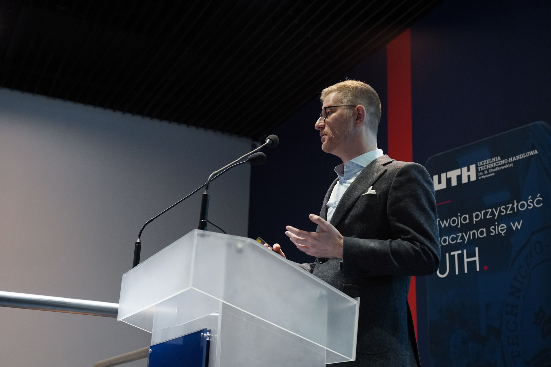 piotr-lewandowski-technologia-w-sluzbie-komfortu